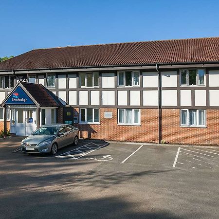 Travelodge Bedford Goldington Road Exterior photo