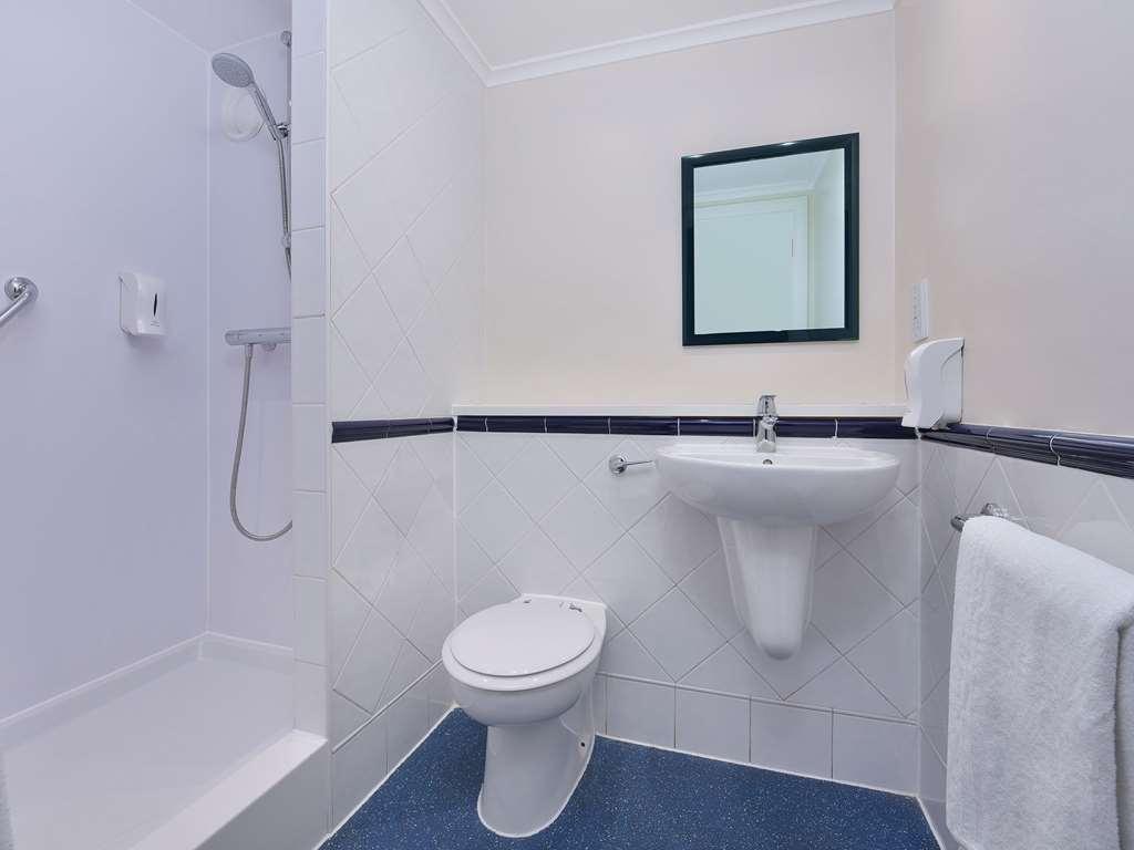 Travelodge Bedford Goldington Road Room photo